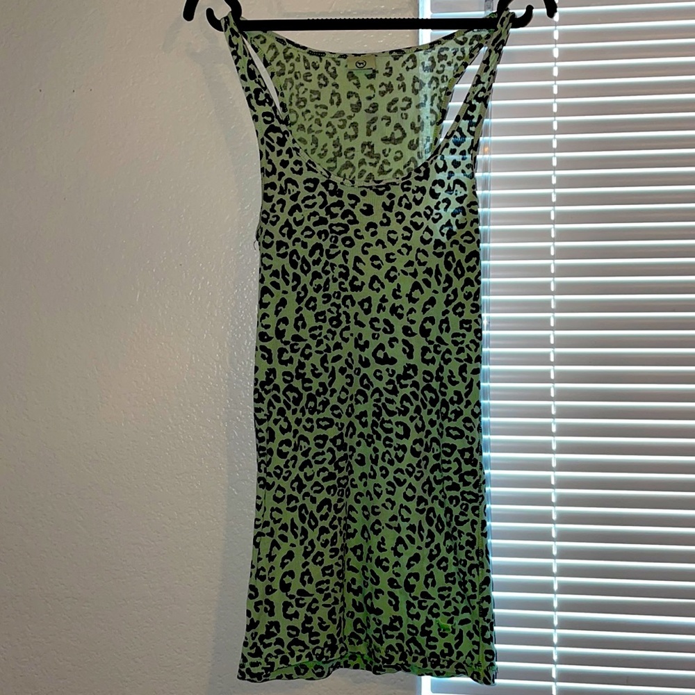 ✳️Used Womens Small PINK by Victoria’s Secret Leopard Print Mint Green Tank